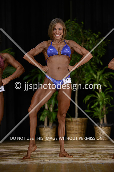 102514_Wom_Open_LW-12