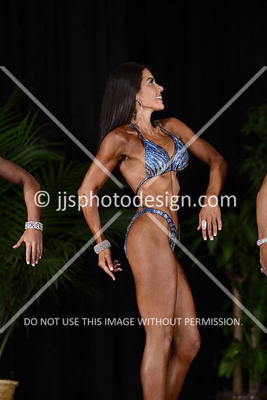 102514_Fig_Nov_Short-39