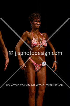 041214_Fig_Nov_Tall-151