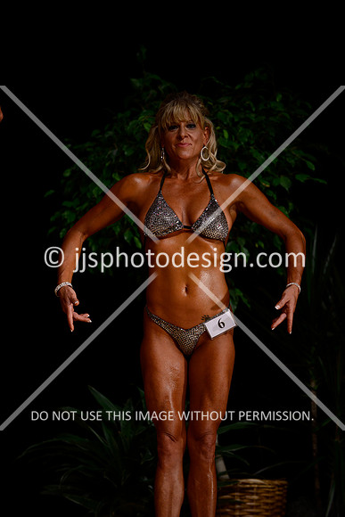 102514_Fig_Nov_Short-87