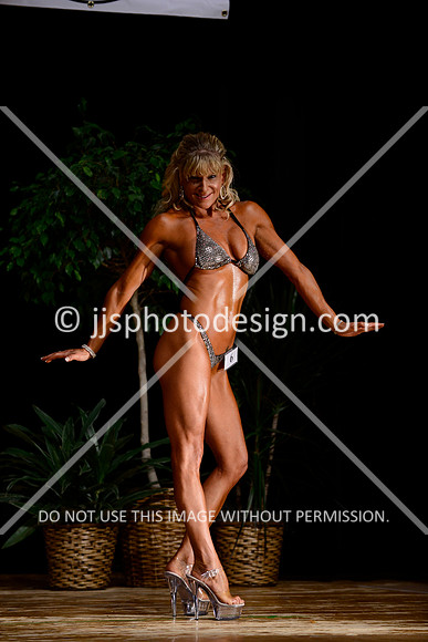 102514_Fig_Nov_Short-164