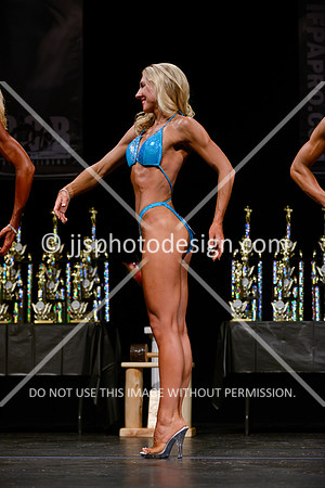 041214_Fig_Nov_Tall-193