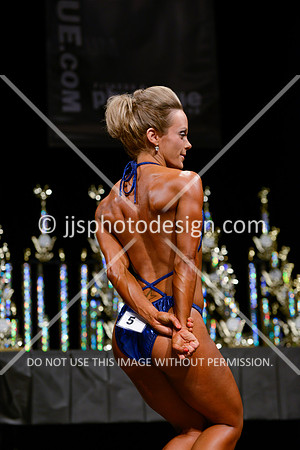 041214_Wom_Debut-27