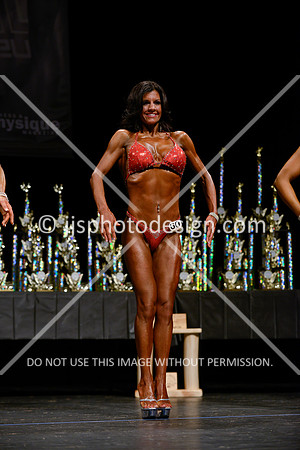 041214_Fig_Debut_Short-14
