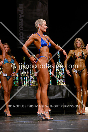 041214_Fig_Open_Tall-113