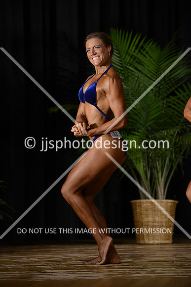 102514_Wom_Nov-20