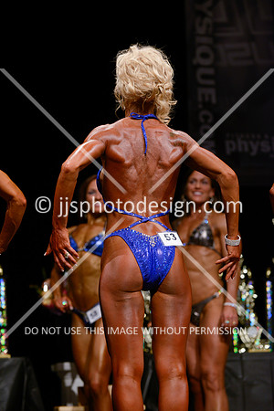 041214_Fig_Nov_Short-170