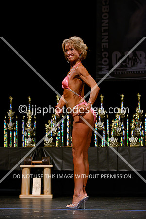 041214_Fig_Debut_Short-24