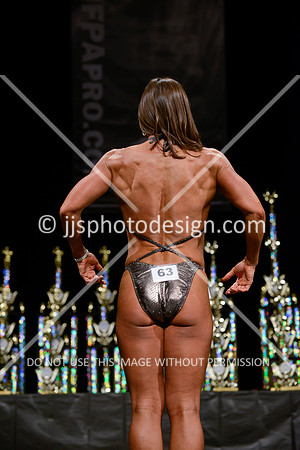 041214_Fig_Debut_Short-59
