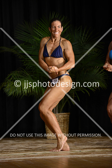 102514_Wom_Nov-24