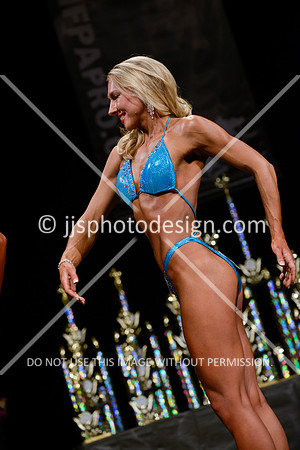 041214_Fig_Nov_Tall-157