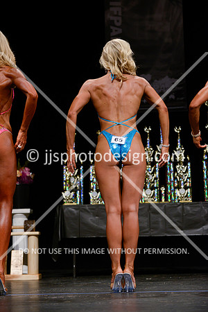 041214_Fig_Nov_Tall-110