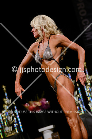 041214_Fig_Nov_Short-90