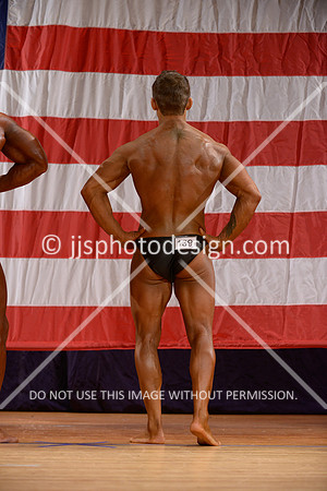 041914_Men_Nov_Short-31