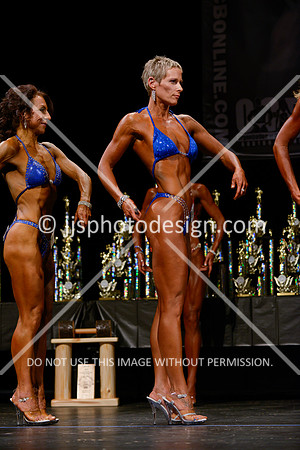 041214_Fig_Nov_Tall-119