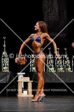 041214_Fig_Debut_Short-27