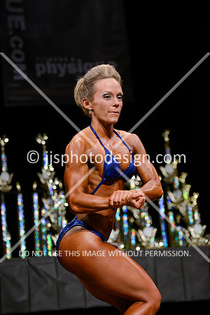 041214_Wom_Debut-22