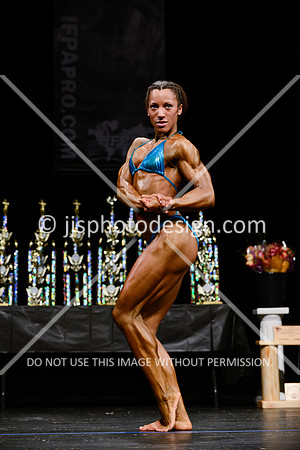 041214_Wom_Debut-11