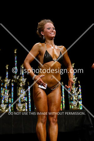 041214_Fig_Debut_Short-22