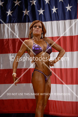 041914_Fig_Debut_A-33