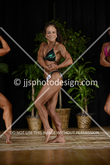 102514_Wom_Nov-78