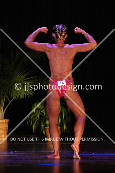 102916_WomNov-25