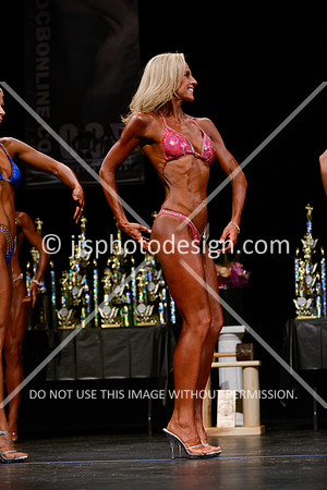 041214_Fig_Nov_Tall-120
